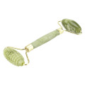 Bodie de beauté pour le visage sain couche pied pied naturel rouleau de jade vert gua sha outil de grattage pour massage du visage rouleau de jade facial